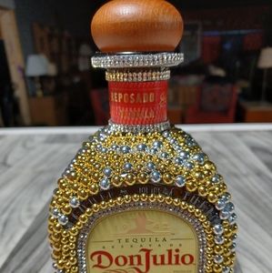 This is a blinged out empty  bottle fill it with your signature drink